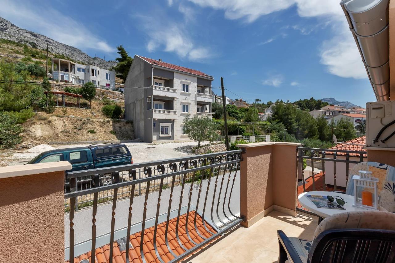Apartments And Rooms With Parking Space Duce, Omis - 10303 Exterior photo
