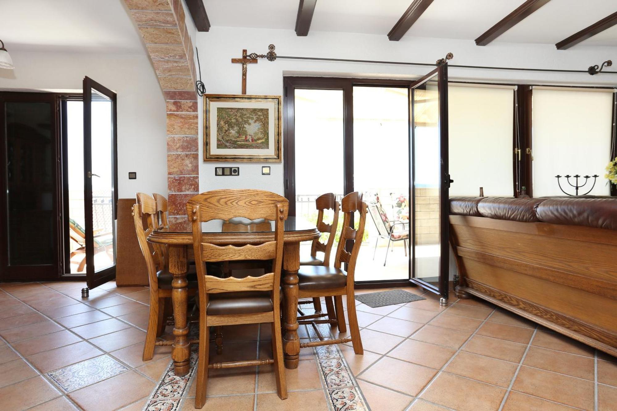 Apartments And Rooms With Parking Space Duce, Omis - 10303 Room photo
